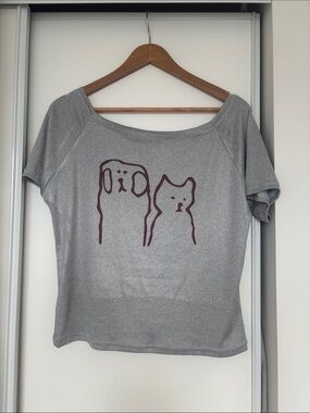 Off-Shoulder Comfy and Stretchy Cat & Dog Graphic Tee